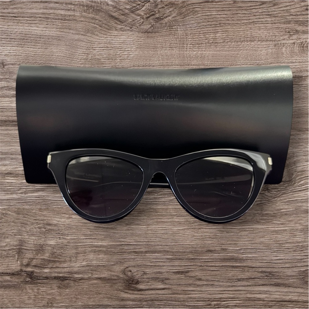 Saint Laurant Sunglasses With Case